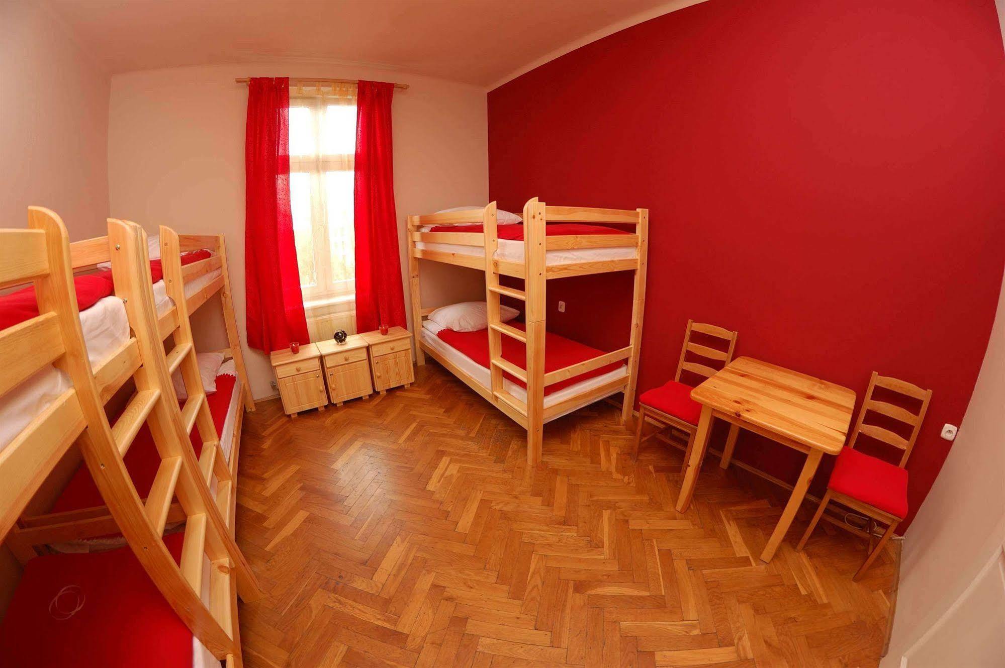 Hostel Dragon Aparthostel Senatorska Krakau